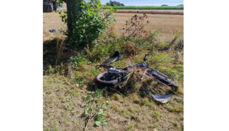 Trzy osoby ranne w kraksie motocykla. Jedna z nich jest w stanie krytycznym