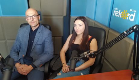 Mistrzowie Wojciech Gołębiewski i Weronika  Krzywnicka uczą (na) mistrzów Karate