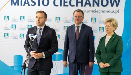Inwestycja coraz bliżej. Będzie nowa nawierzchnia w ciechanowskiej hali sportowej