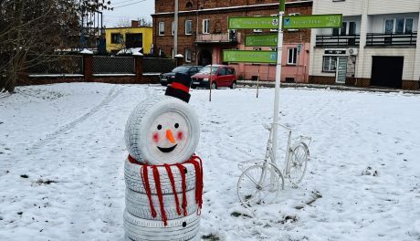 To się nazywa recykling! Bałwany z opon w Przasnyszu