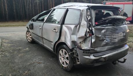 Chciał wysuszyć auto i dachował. Absurdalne tłumaczenie 27-letniego kierowcy