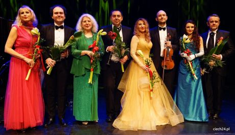 Noworoczny koncert w Powiatowym Centrum Kultury i Sztuki w Ciechanowie pozwolił przenieść się do minionej epoki