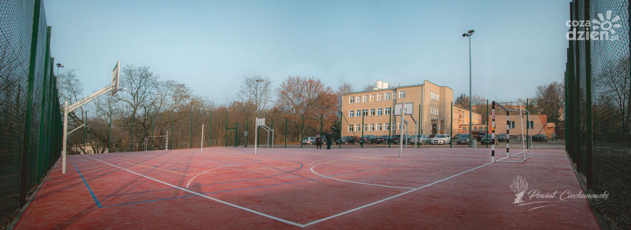 Boisko gotowe czeka na uroczyste otwarcie
