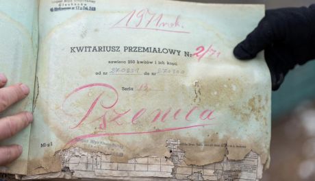 Rzeźby, naczynia i zapiski z 1971 r. Cenne znaleziska przy Nadrzecznej