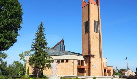 Ksiądz z Glinojecka zagrał z WOŚP! Administrator parafii wystawił coś na licytację