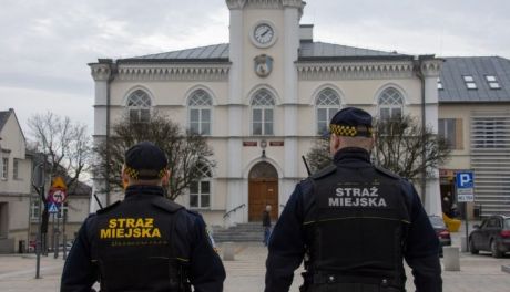 Bezdomni nie chcą pomocy w Ciechanowie? Kolejne kontrole bez efektu