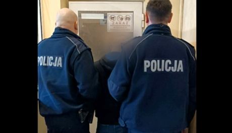 Krzyczał, że wszystkich spali. 26-latek w rękach policji, chciał podpalić blok wielorodzinny (wideo)