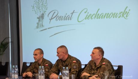 Szkolenie obronne w ciechanowskim starostwie. Było też o piątej dywizji