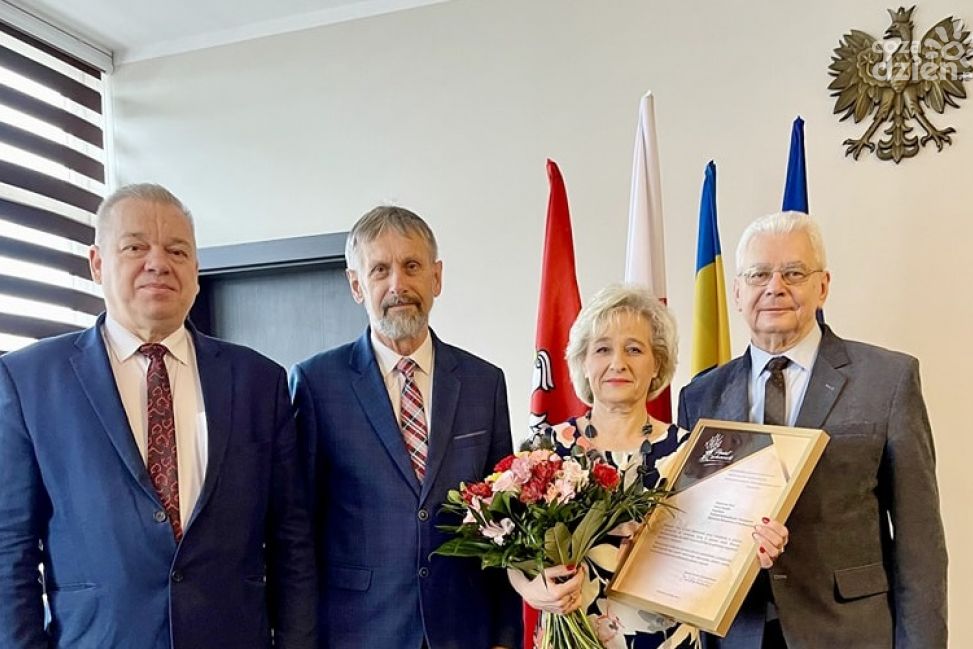 Odchodzi na emeryturę. Anna Zawada kończy pracę w ciechanowskim starostwie