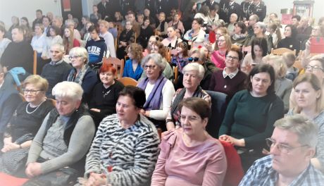 - Kobieto, jaka jesteś każdy widzi ... - koncert w Krasnem 