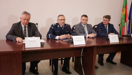 Umowa podpisana! Posterunek w Gołotczyźnie do końca tego roku (zdjęcia)