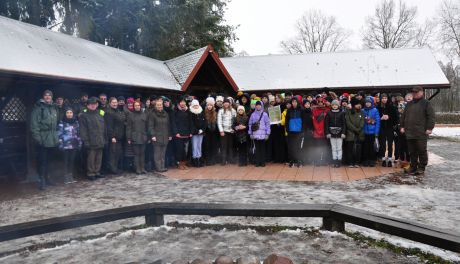 - Drzewo  ponad niebo - akcja dalEKOwzrocznych w Nadleśnictwie Przasnysz