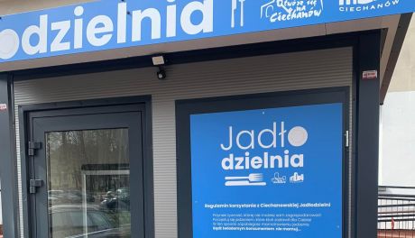- Mało jedzenia trafia do jadłodzielni - Monika Lemanowicz, dyrektor MOPS, w Radiu Rekord