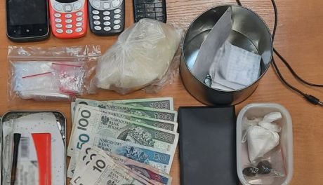 Narkotyki były wszędzie. Trzymał je w kuchni i łazience