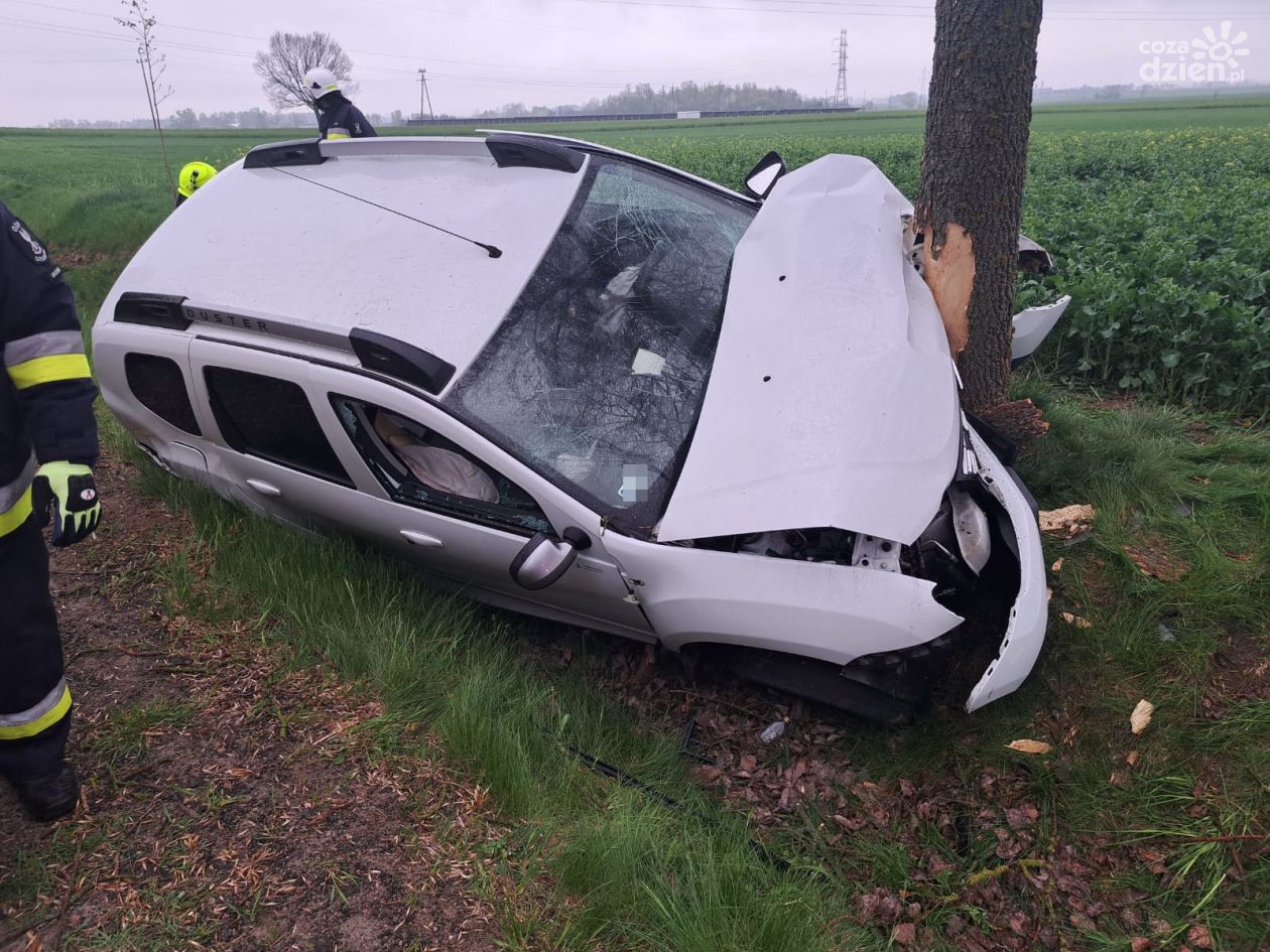 Rannej kobiecie najpierw pomogli strażacy