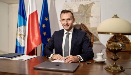 Zbilansowany budżet, żadnych kredytów, miliony na inwestycje. Prezydent Ciechanowa Krzysztof Kosiński z absolutorium
