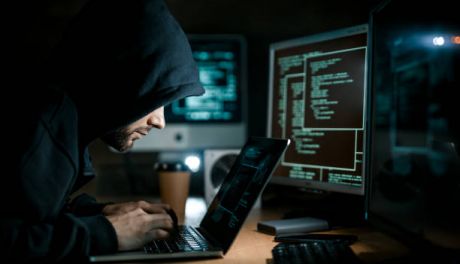 Kolejna ofiara oszustwa internetowego w Ciechanowie