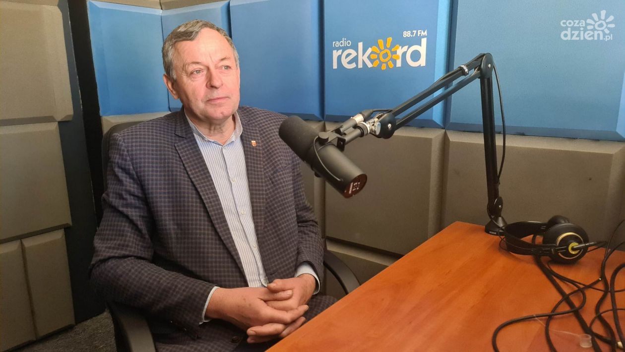 Brzeziński: Tylko jedna szkoła w gminie