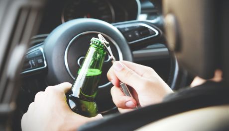 Nietrzeźwy kierowca bez uprawnień: Kontrola drogowa w Sochocinie
