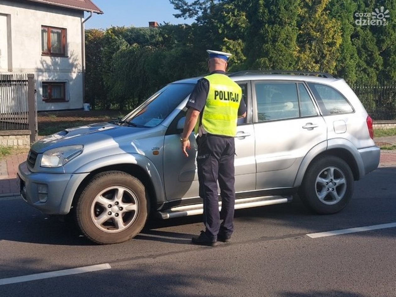 Trzy wypadki, jedno oszustwo i kradzież - zobacz, co wydarzyło się w powiecie przasnyskim!