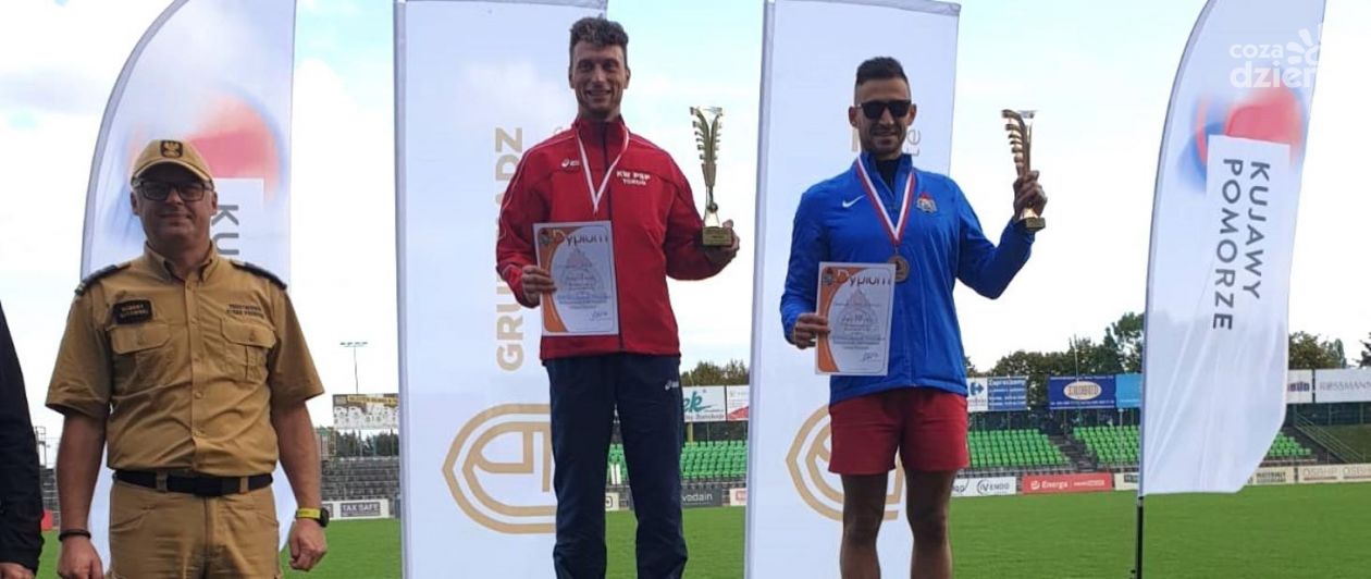Oto strażak na medal!