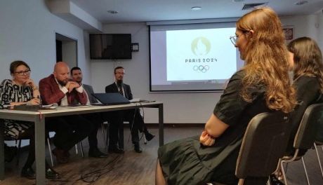 Mławscy uczniowie odwiedzą Paryż