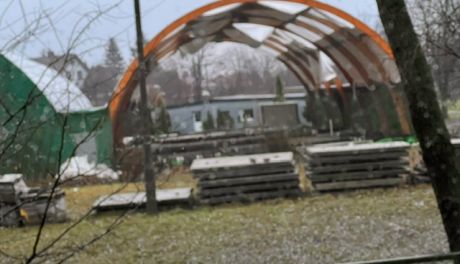 #PILNE Jutro protest! Będą pikietować przy halach tenisowych w Ciechanowie