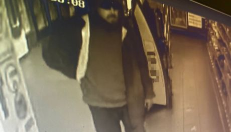Rozbójnika poszukuje policja i prosi o pomoc w jego ujęciu