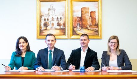 Ciechanów. Umowa na kompleksową przebudowę ul. Śmiecińskiej podpisana