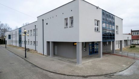 Ciechanów. Termomodernizacja miejskiej hali sportowej zakończona