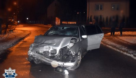 Wypadek w Mławie. Spowodował wypadek i uciekł z miejsca zdarzenia