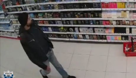 Policja prosi o pomoc w ustaleniu sprawcy kradzieży w drogerii