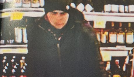 Poszukiwany złodziej alkoholu w Ciechanowie