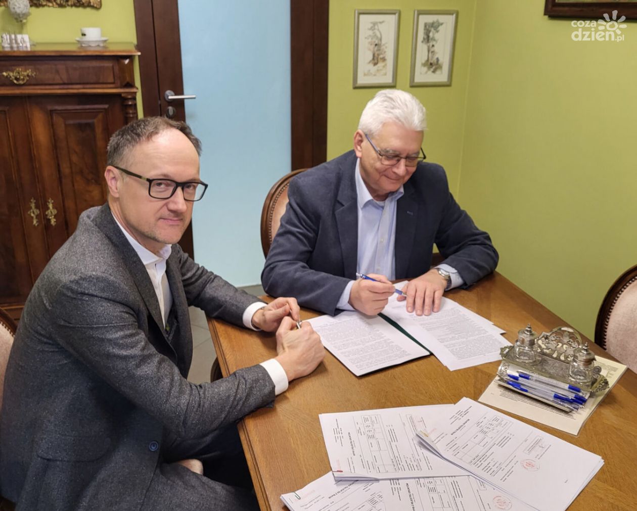 Cztery świetlice wiejskie przekazane Gminie Opinogóra Górna