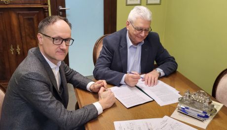 Darowizna dla Gminy Opinogóra Górna: Cztery świetlice wiejskie przekazane przez Starostwo Powiatowe w Ciechanowie