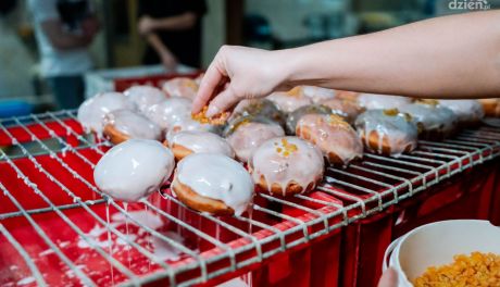 Polacy zjedzą pączki o wartości 400 mieszkań