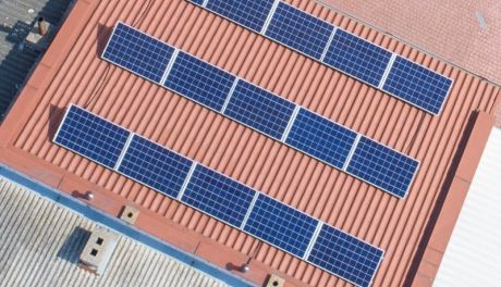 Ciechanów stawia na zieloną energię: Dofinansowanie dla właścicieli instalacji fotowoltaicznych