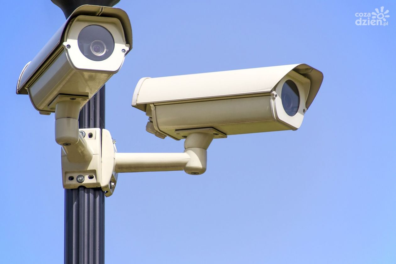 Kamery monitoringu zarejestrowały wykroczenia kierwoców