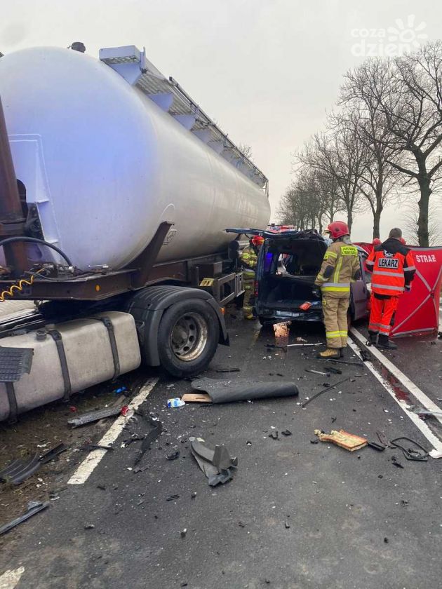 Zginęły dwie osoby, a trzy trafiły do szpitala 