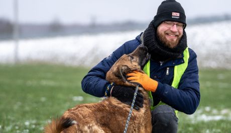 Bohaterowie DogPawLove - wolontariusze ze Schroniska dla Bezdomnych Zwierząt w Pawłowie [Zdjęcia]