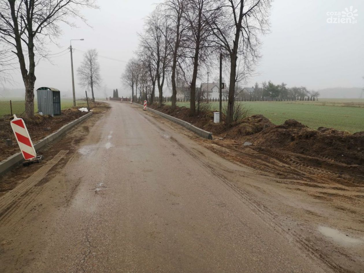  Powiat Mławski kontynuuje inwestycje w infrastrukturę drogową