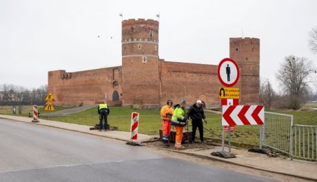 Remont chodnika przy Zamku Książąt Mazowieckich