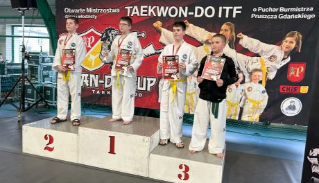 Młodzi zawodnicy Taekwon-do z Ciechanowa zdobywają 21 medali na Pucharze Pruszcza Gdańskiego