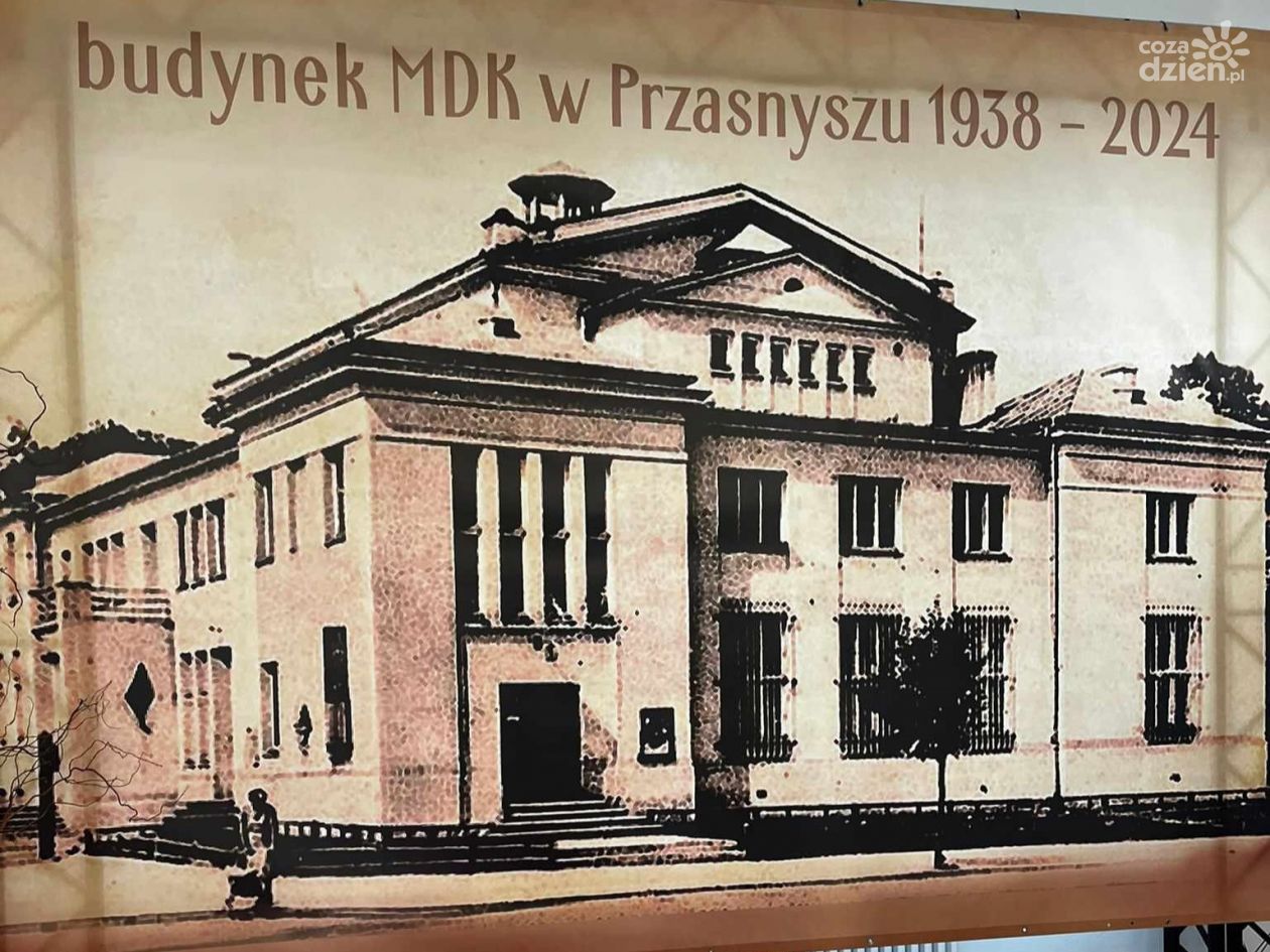 Czerwony dywan na otwarciu MDK w Przasnyszu!