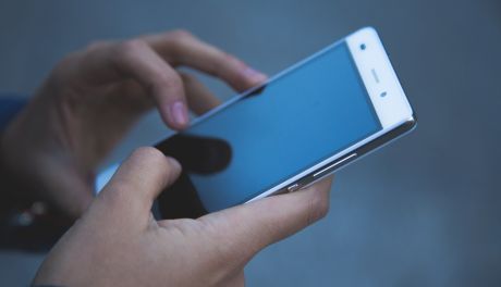 Oszustwo metodą „na pracownika banku” - jak nie dać się oszukać