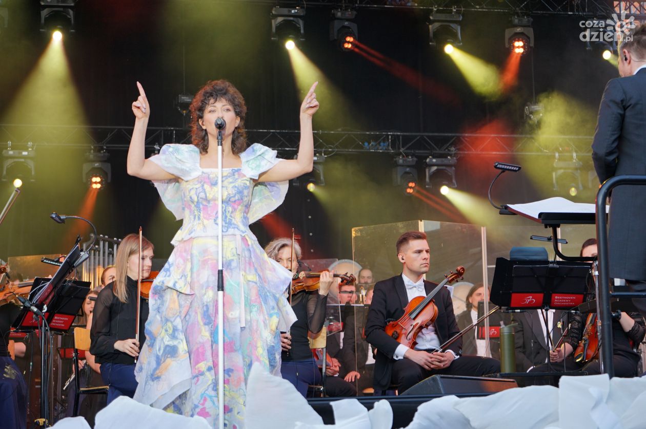 Fotorelacja. Natalia Kukulska w Ciechanowie