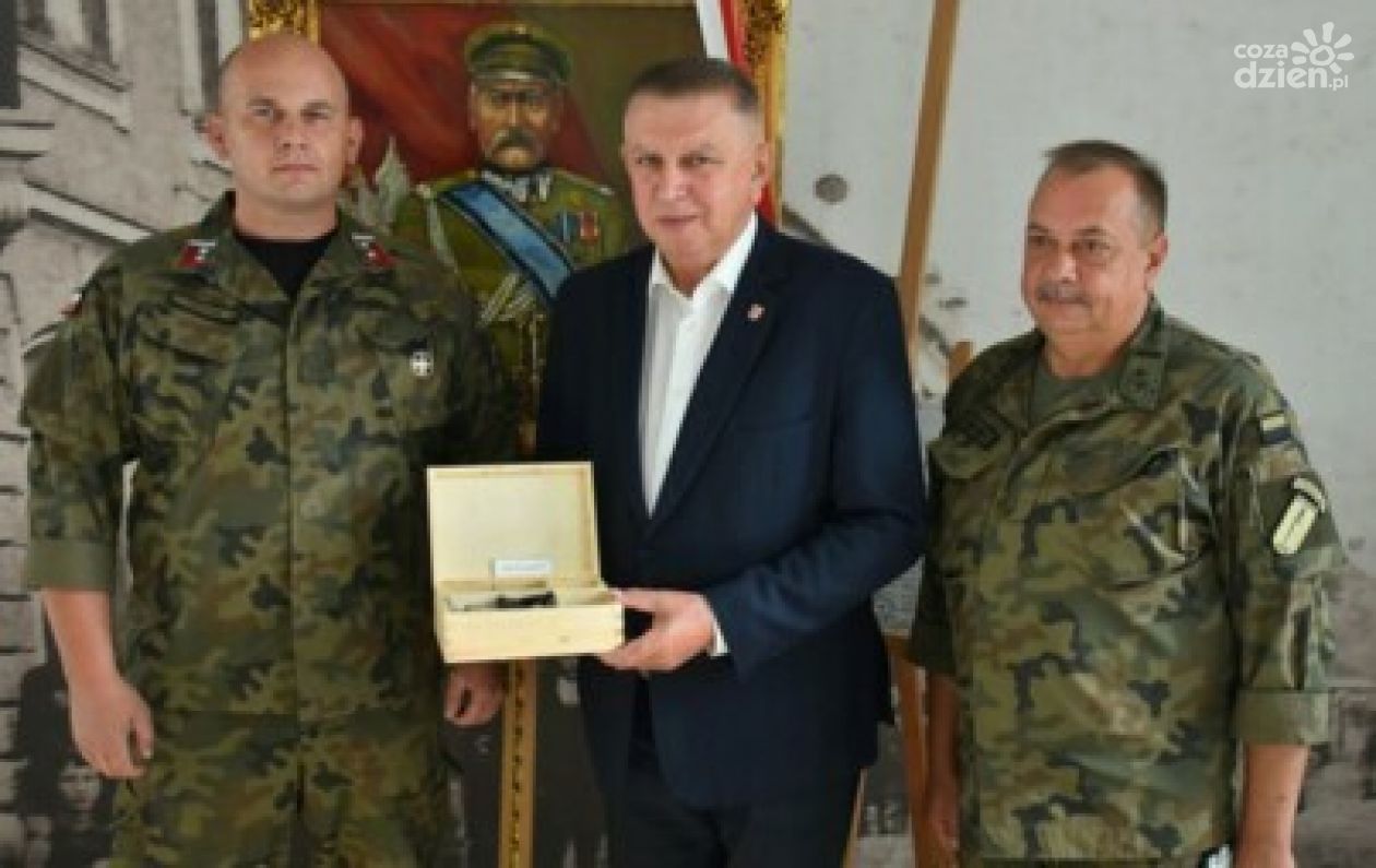 Po nich stąpali nasi bohaterzy