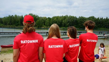 Ciechanów. Ratownicy wywiesili białą flagę