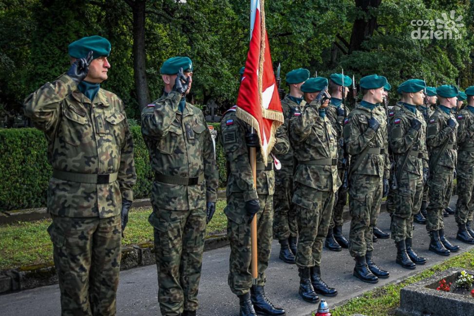 Terytorialsi z 5 Mazowieckiej Brygady na Marszu Szlakiem I Kompanii Kadrowej