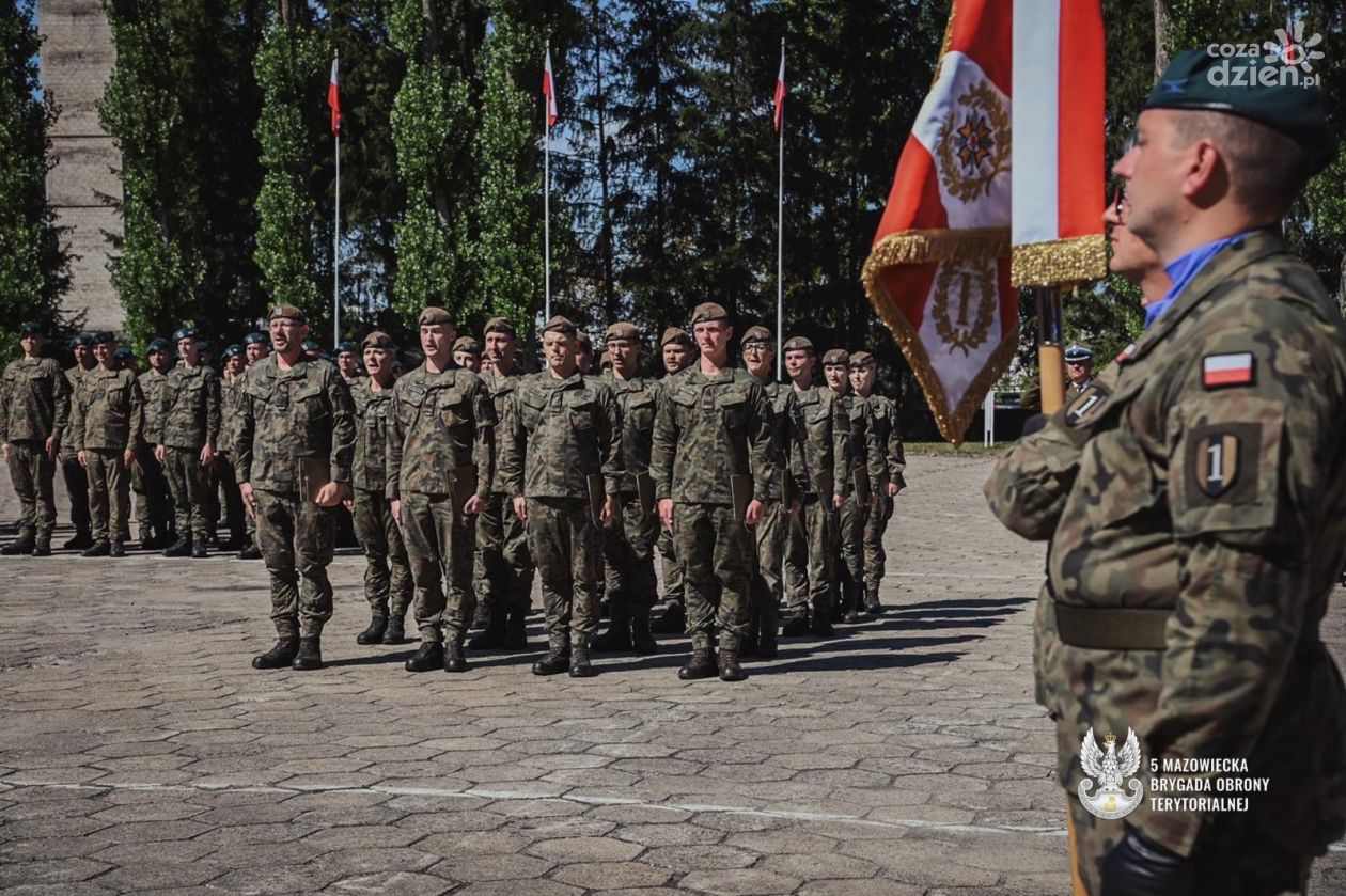 Wyróżnienia i awanse w 5 Mazowieckiej Brygadzie Obrony Terytorialnej